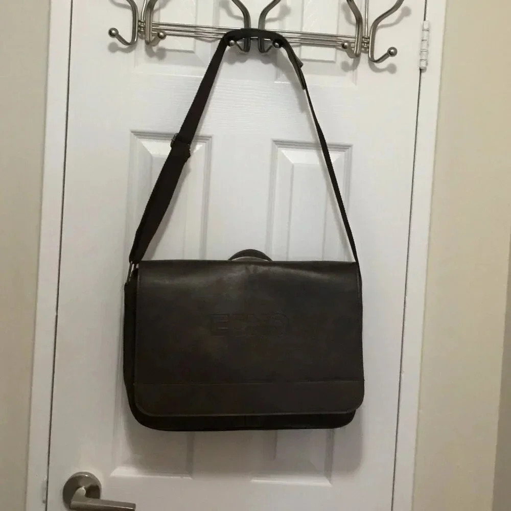 Debco BL6593 'ECNO ' Business Brief messenger shoulder bag. Brown Used Unisex